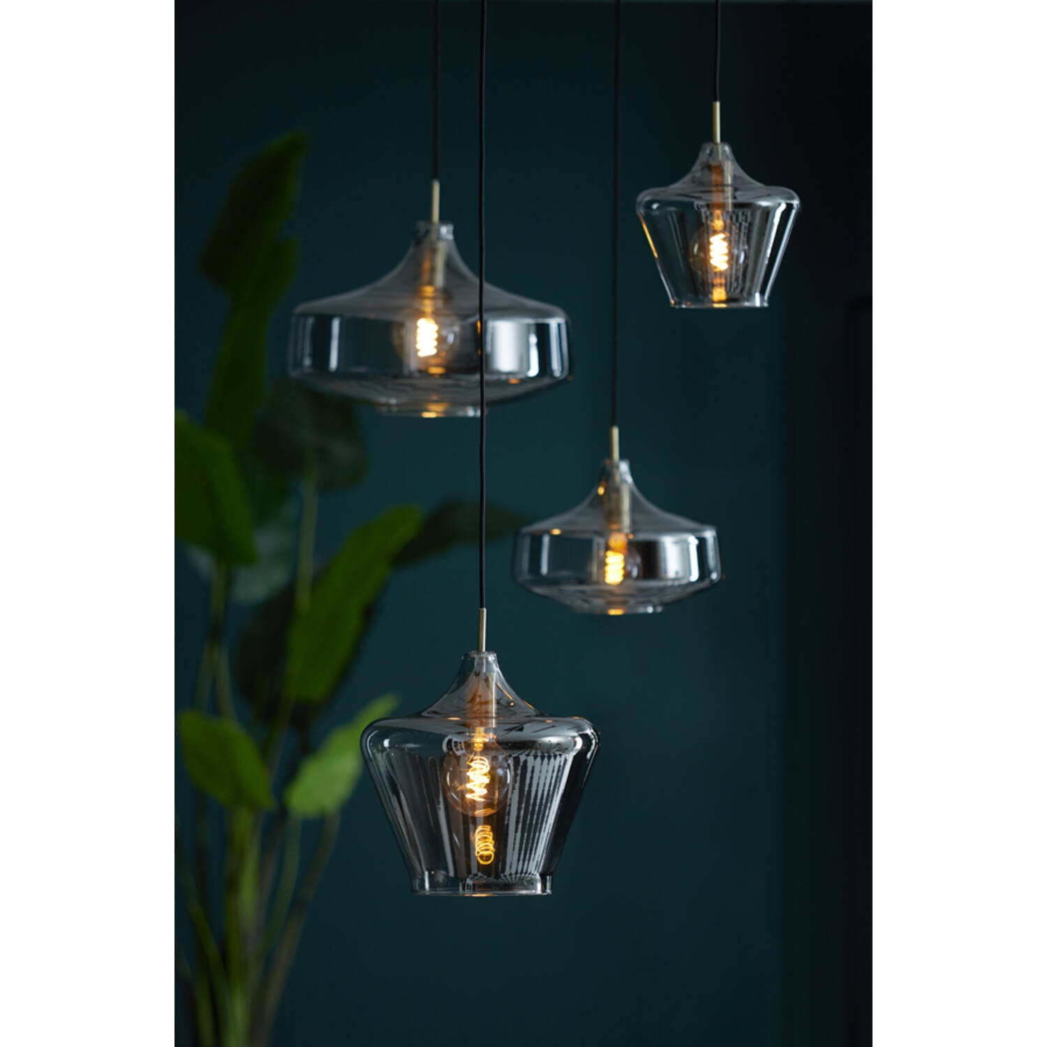 Retro graue runde Rauchglas-Hängelampe Light & Living Solna – Bild 3